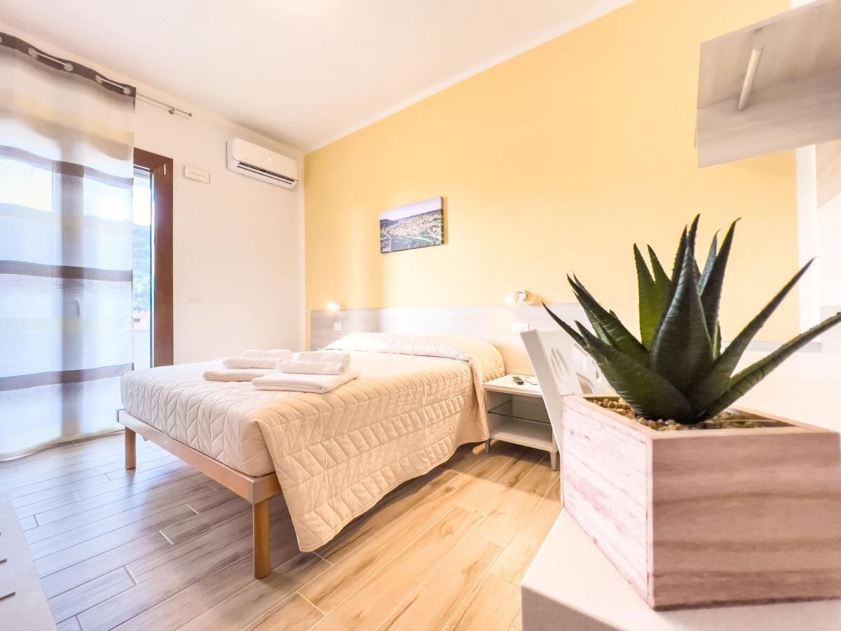 B&B Babbu Meu Bosa Exteriér fotografie
